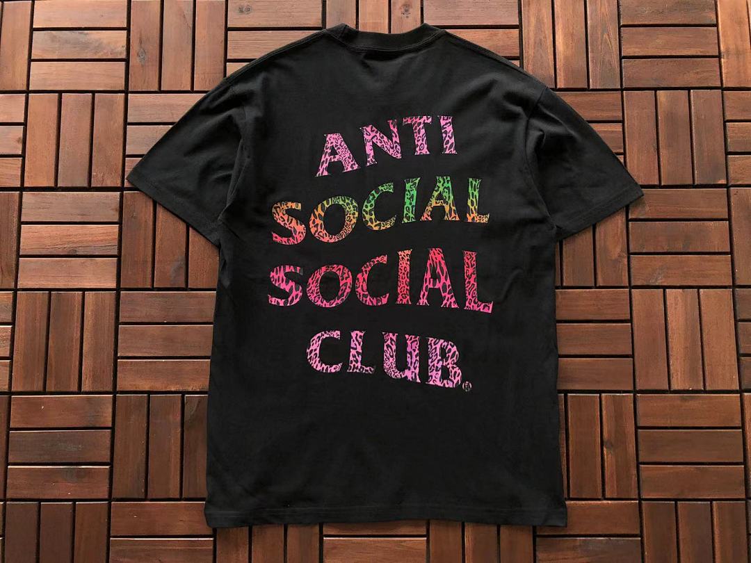On Running ~88 ANTI SOCIAL CLUB T-SHIRT - Image 4