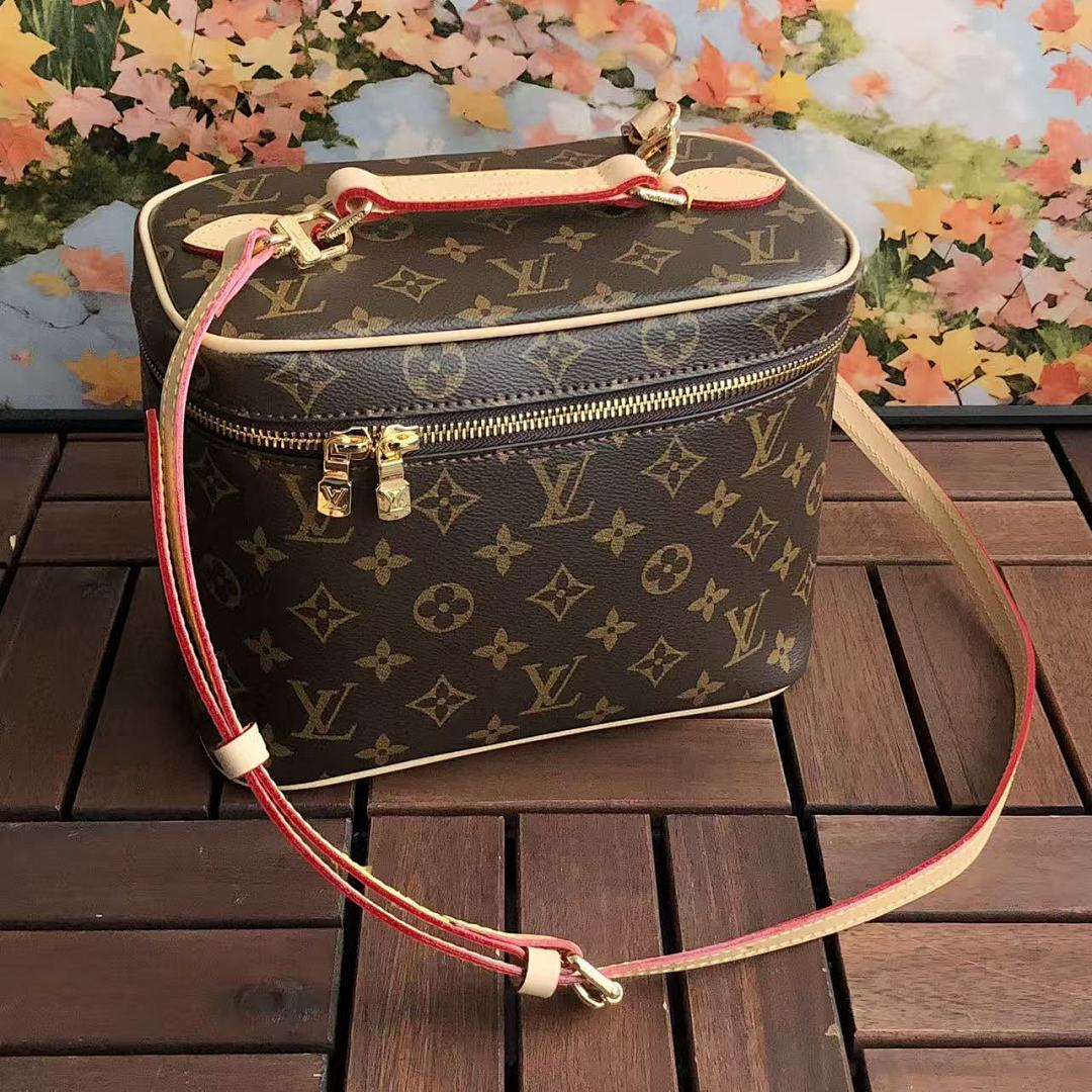 ~189 L🔥BAG 55030412 (Long 31CM* Wide 20CM* High 21CM), photo 1