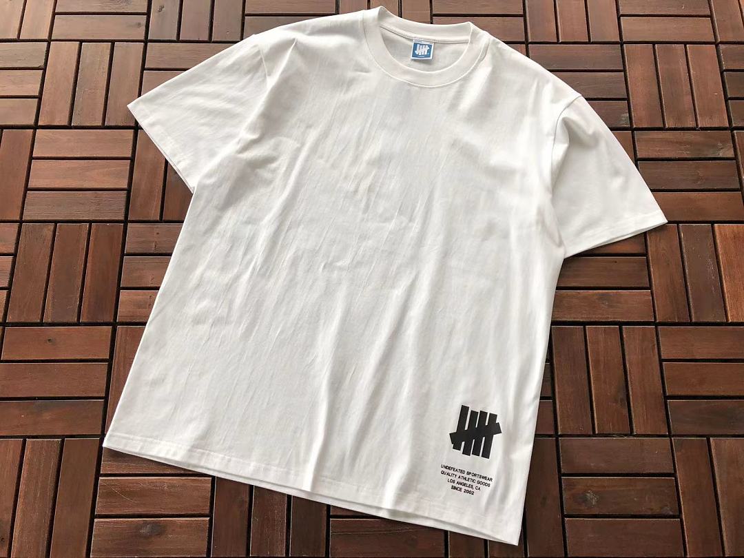 On Running ~85 UNDEFEATED T-SHIRT 55063087 (Im 180CM 68KG Iwear Size L In The Photo) - Image 7