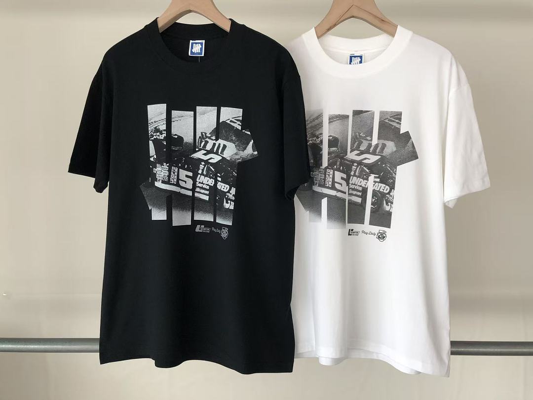 On Running ~ 85 UNDEFEATED T-SHIRT 55081702 (Im 185CM 80KG Iwear Size L In The Photo) - Image 20