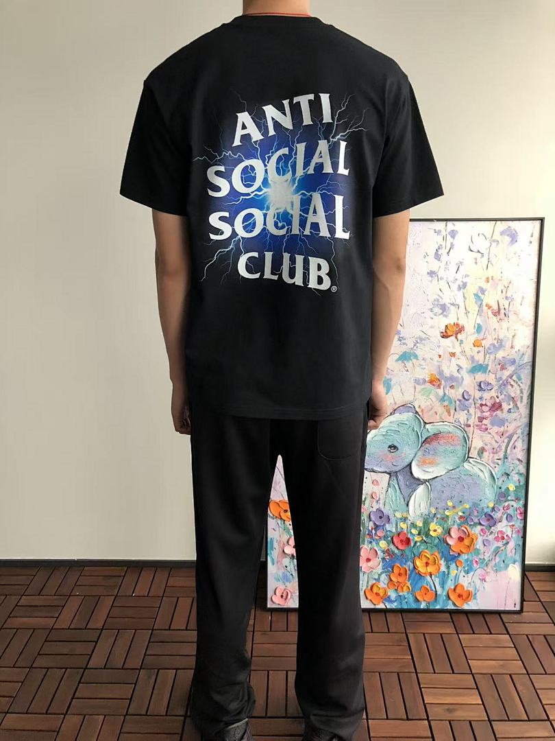On Running ~85 ANTI SOCIAL CLUB T-SHIRT 11101055 (Im 180CM 68KG Iwear Size M In The Photo) - Image 4