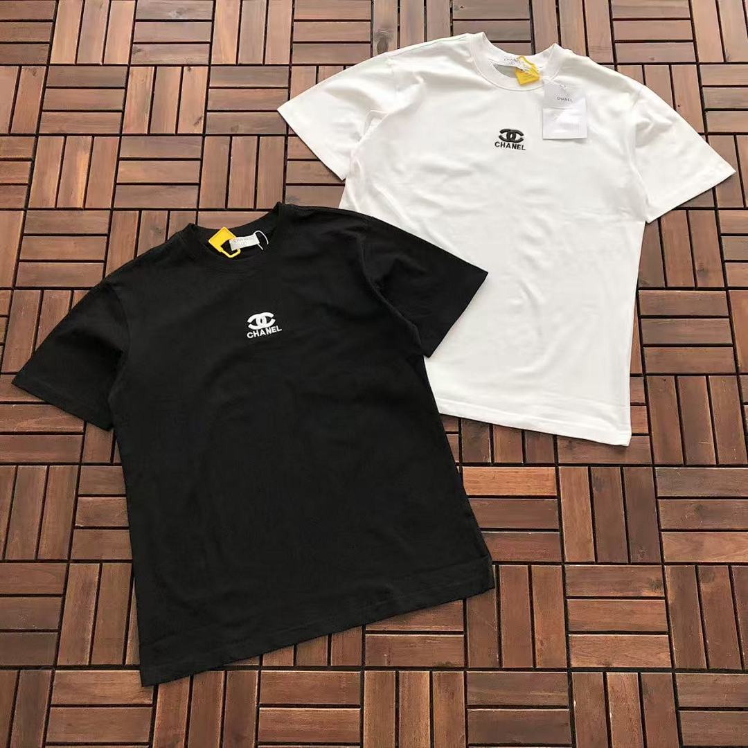 ~109 C🔥A🔥E🔥 T-SHIRT 77011660 (Im 176CM 58KG Iwear Size XS In The Photo), photo 1