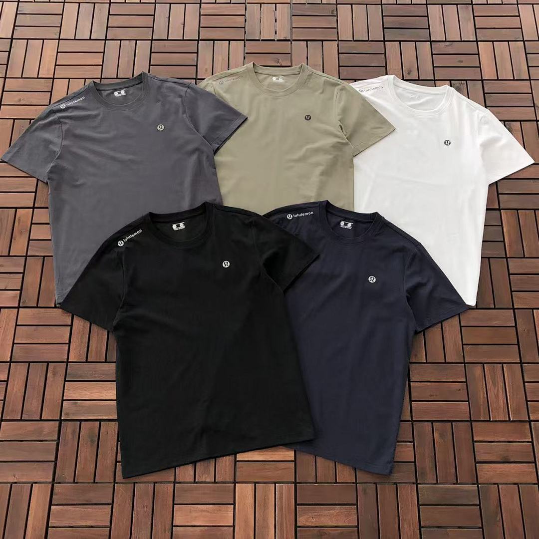 Other ~129 L🔥🔥UL🔥M🔥N T-SHIRT 66010851 (Im 185CM 80KG Iwear Size XL In The Photo), photo 1