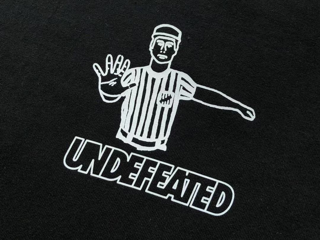 On Running ~ 85 UNDEFEATED T-SHIRT 55070697 (Im 185CM 80KG Iwear Size L In The Photo) - Image 11