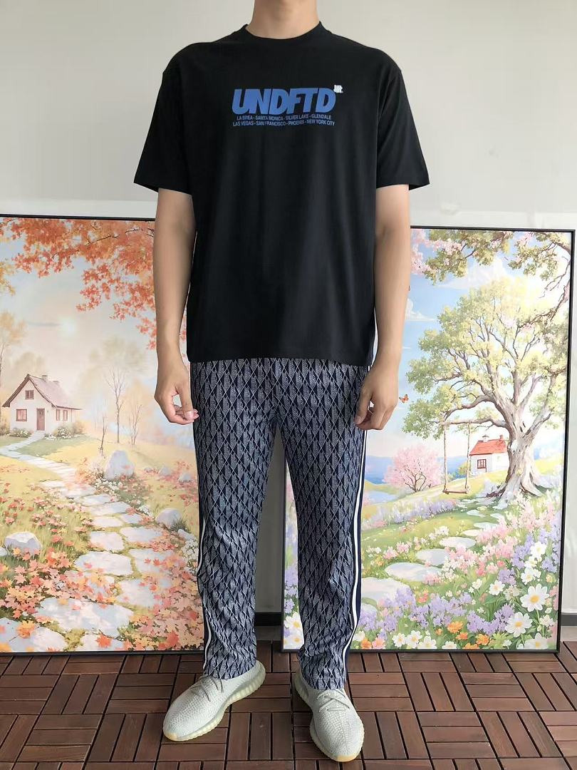 On Running ~85 UNDEFEATED T-SHIRT 55070691 (Im 185CM 80KG Iwear Size L In The Photo) - Image 4