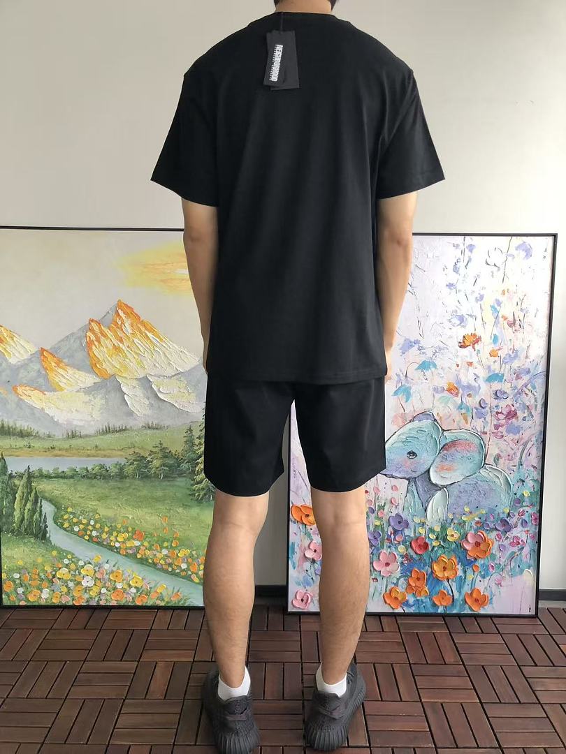 On Running ~ 109 NEIGHBORHOOD T-SHIRT 55072849 (Im 185CM 70KG Iwear Size M In The Photo) - Image 4