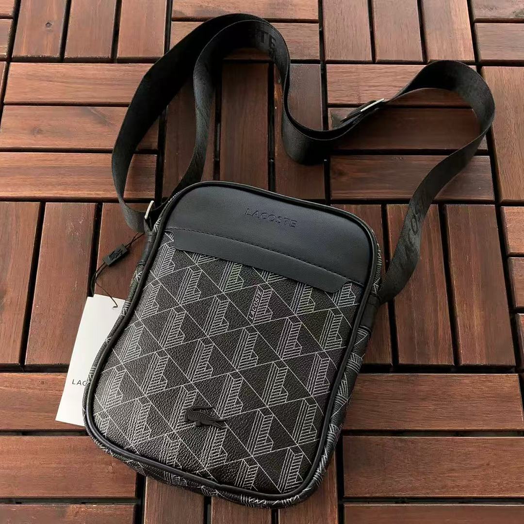 Other ~79 L🔥C🔥ST🔥 BAG 33122936 (Long 17CM* Wide 22CM* High 5CM)