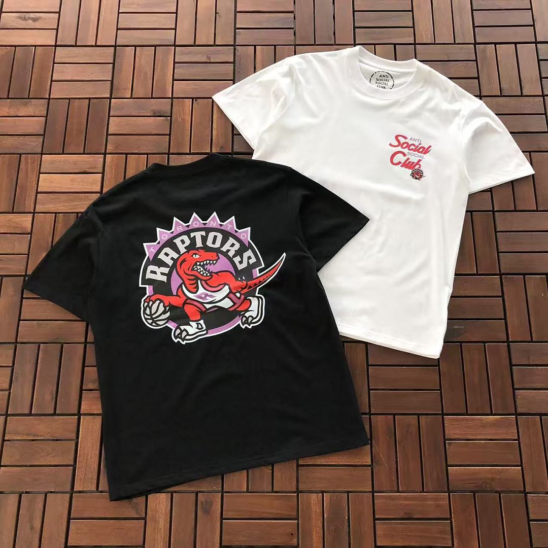 On Running ~ 85 ANTI SOCIAL CLUB T-SHIRT 55041588 (Im 185CM 70KG Iwear Size M In The Photo)