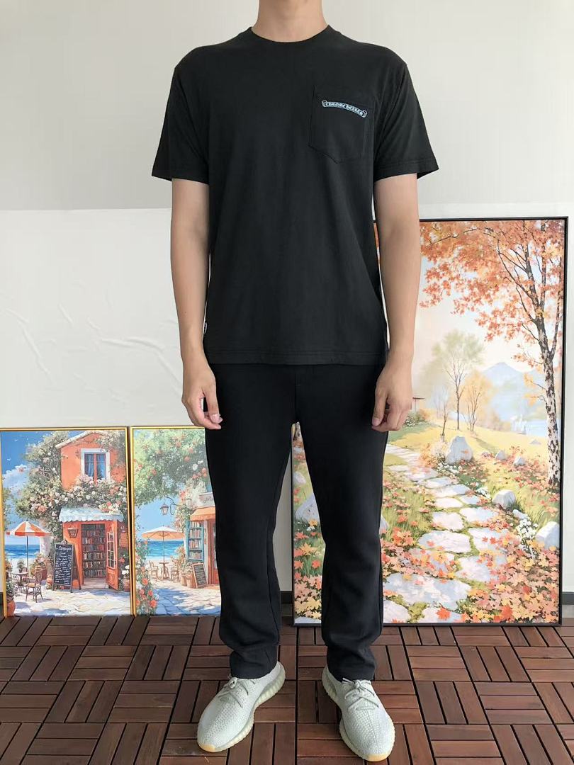 On Running ~109 CH🔥OM🔥 HE🔥RTS T-SHIRT 55022776 (Im 185CM 80KG Iwear Size S In The Photo) - Image 3