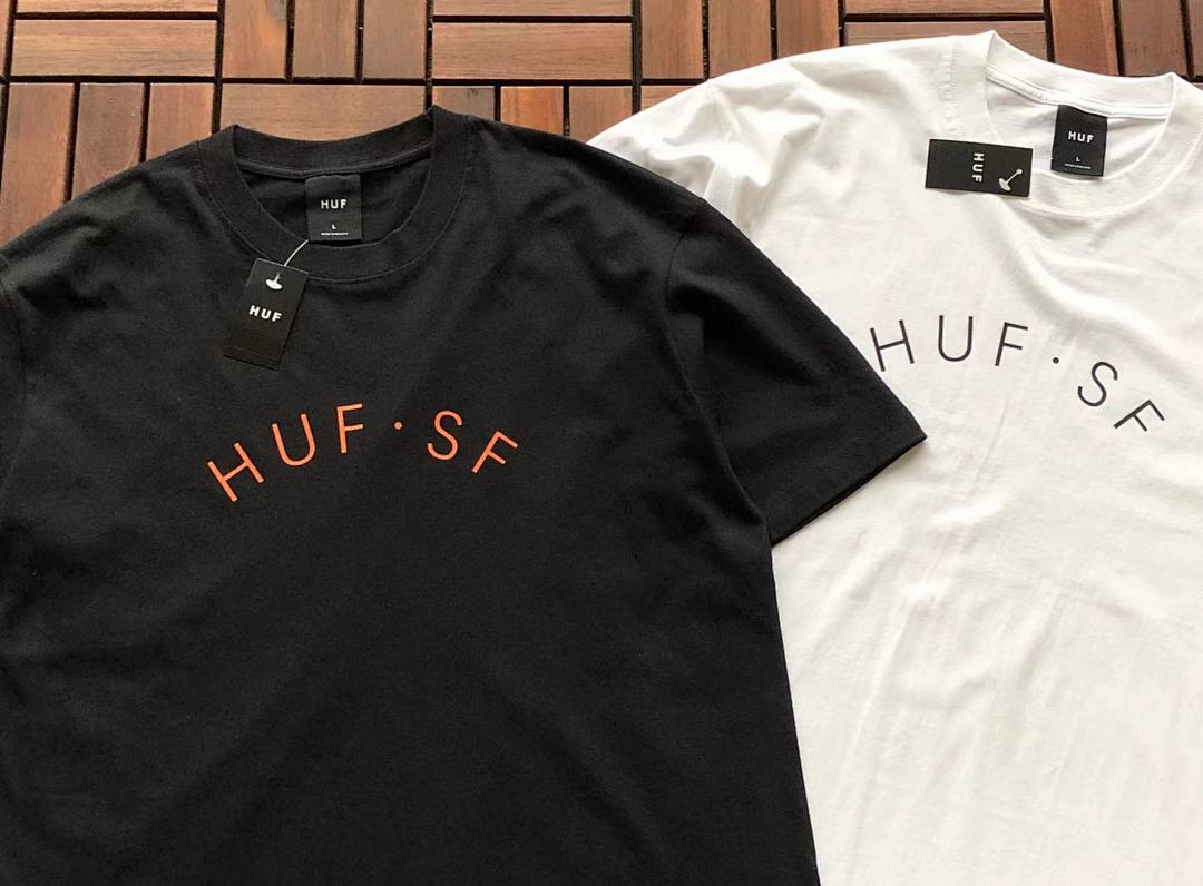 On Running ~85 HUF T-SHIRT - Image 4