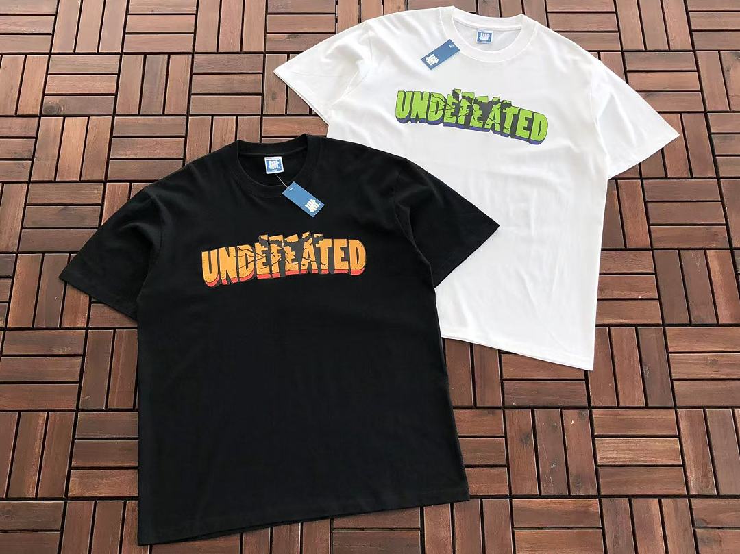 On Running ~85 UNDEFEATED T-SHIRT 55070648 (Im 185CM 80KG Iwear Size L In The Photo) - Image 5