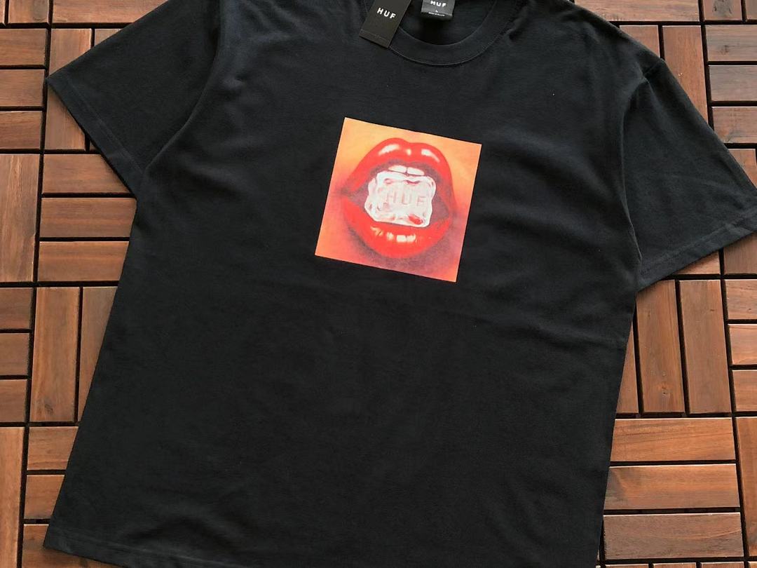 On Running ~85 HUF T-SHIRT - Image 7