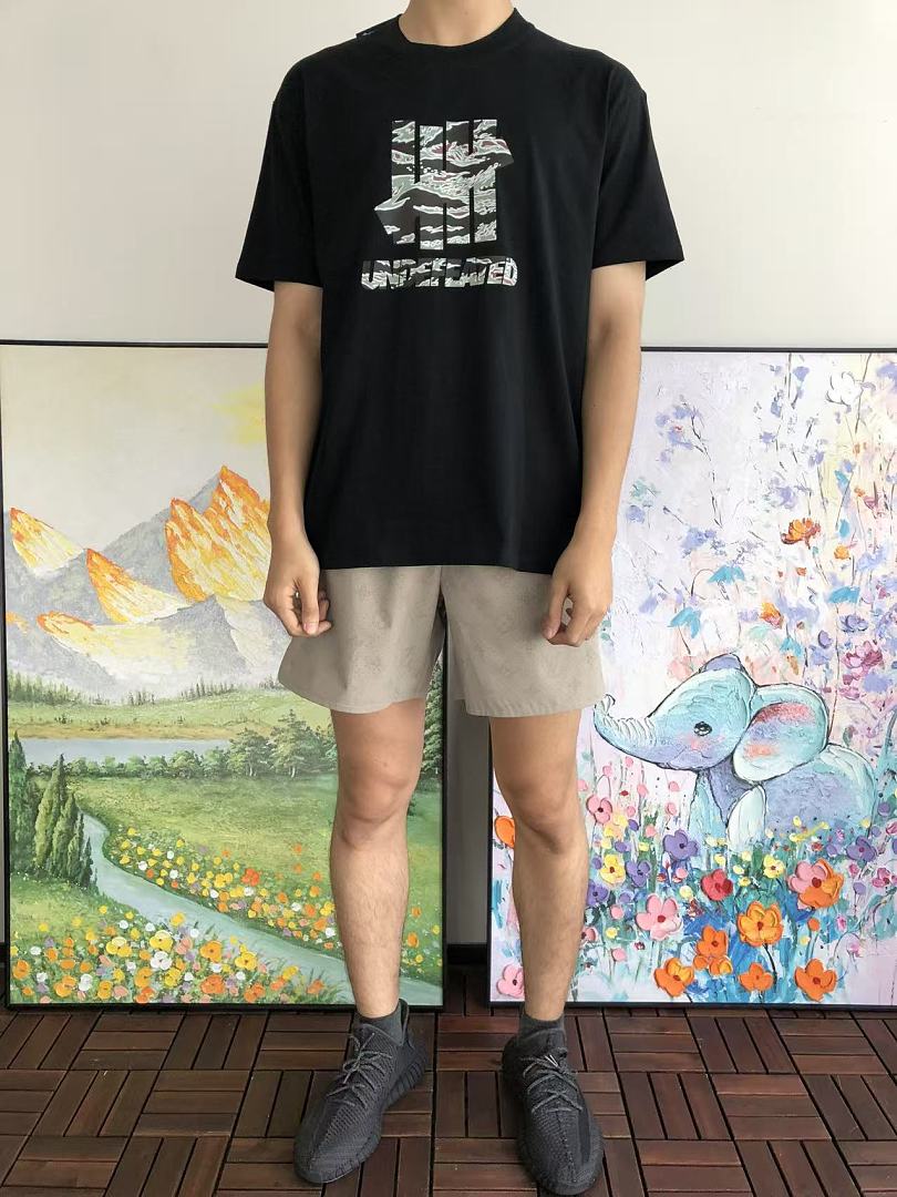 On Running ~ 85 UNDEFEATED T-SHIRT 55071029 (Im 185CM 70KG Iwear Size L In The Photo) - Image 3