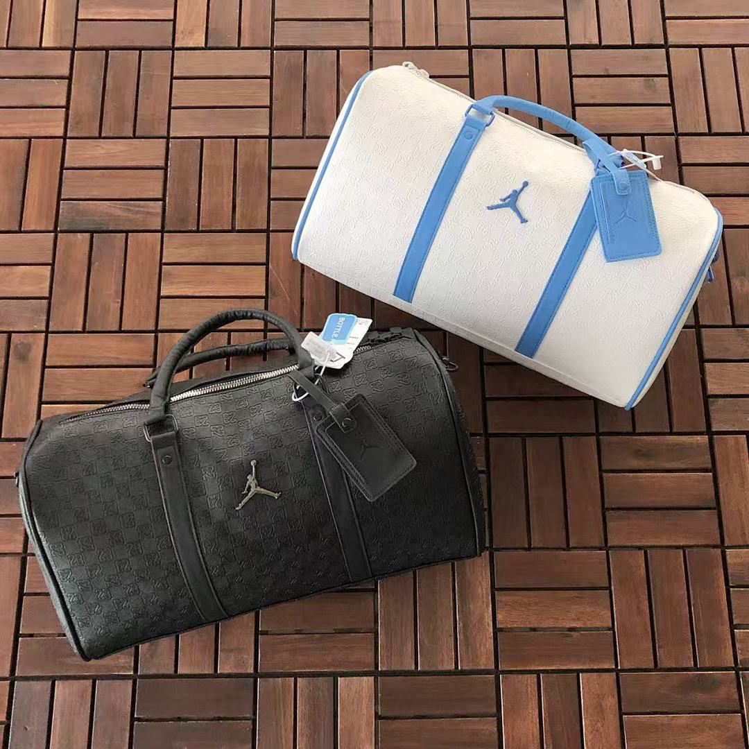 Other ~179 AIR J🔥RD🔥N BAG 66040191 (Long 44CM* Wide 30CM* High 19CM), photo 1