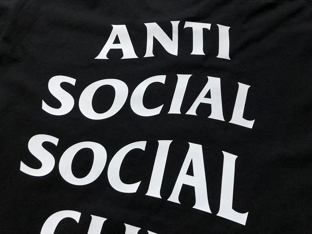 On Running ~85 ANTI SOCIAL CLUB T-SHIRT - Image 12