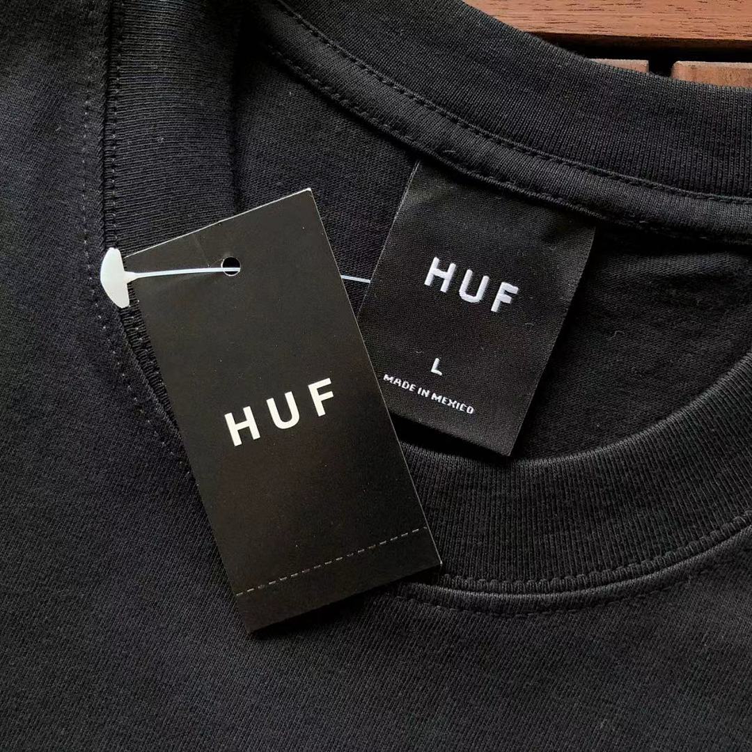 On Running ~85 HUF T-SHIRT - Image 14