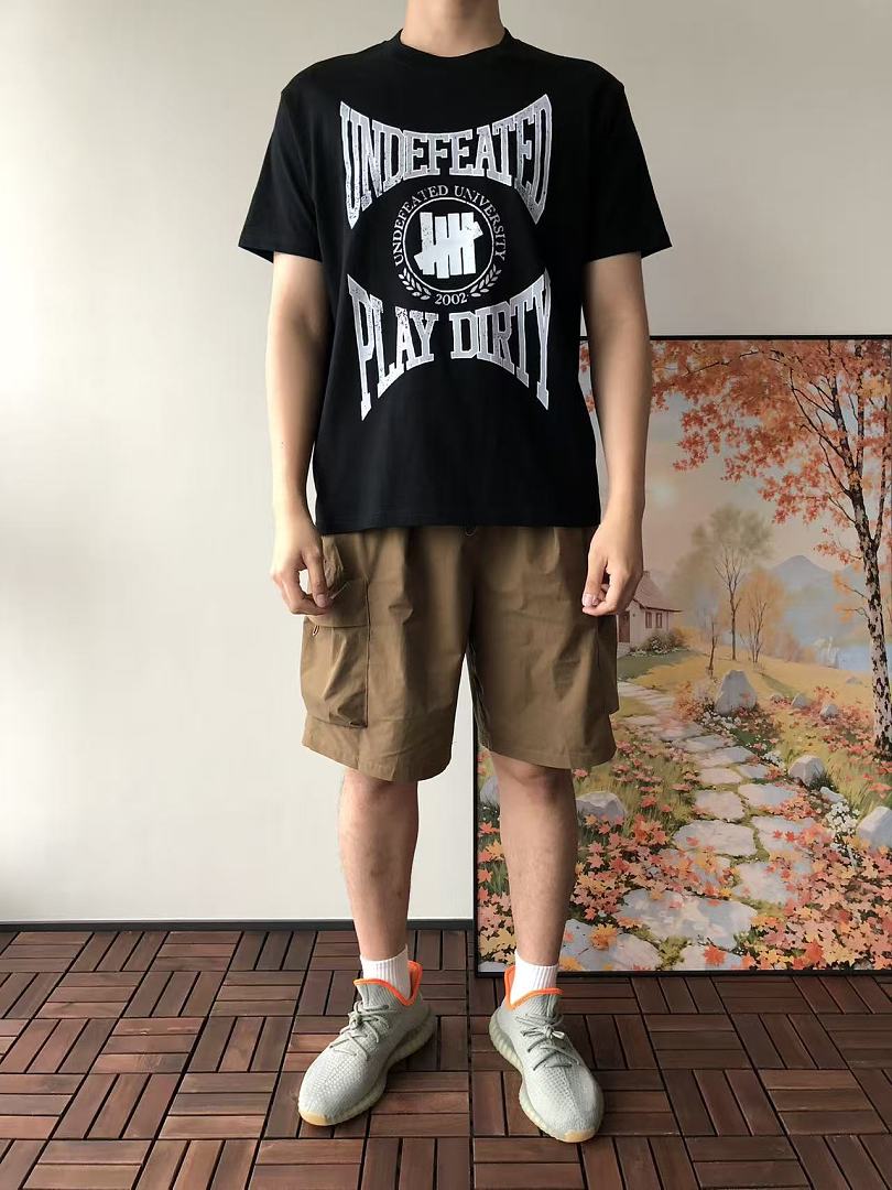On Running ~85 UNDEFEATED T-SHIRT 55041735 (Im 185CM 80KG Iwear Size L In The Photo) - Image 3