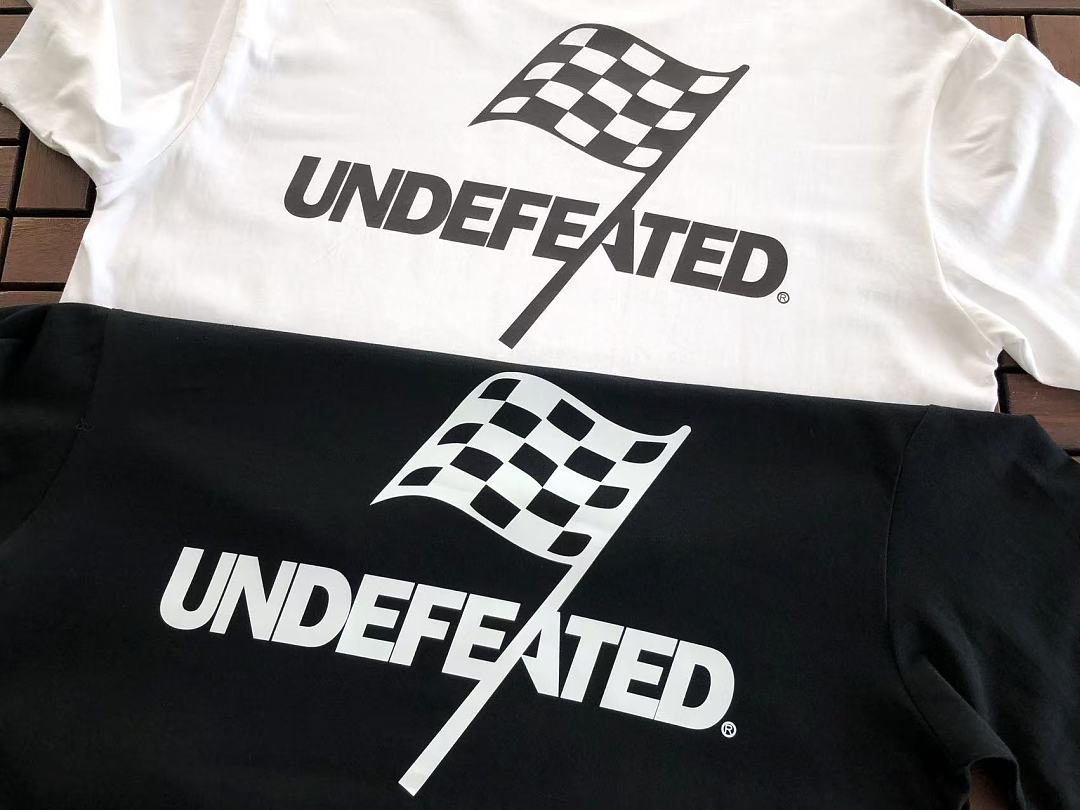 On Running ~85 UNDEFEATED T-SHIRT 55070679 (Im 185CM 80KG Iwear Size L In The Photo) - Image 15