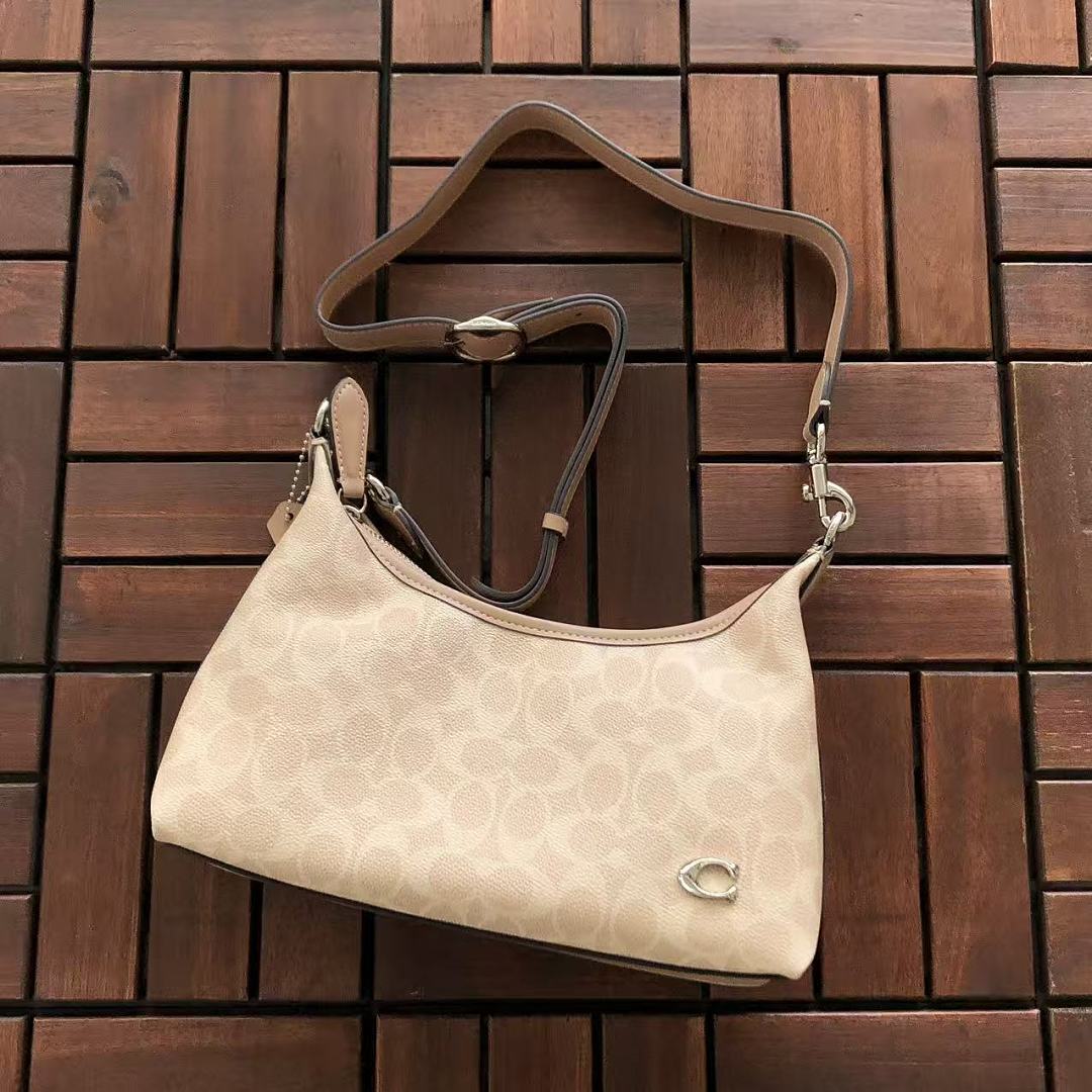 Other ~219 C🔥A🔥H BAG 66060708 (Long 26CM* Wide 14CM* High 9CM), photo 1