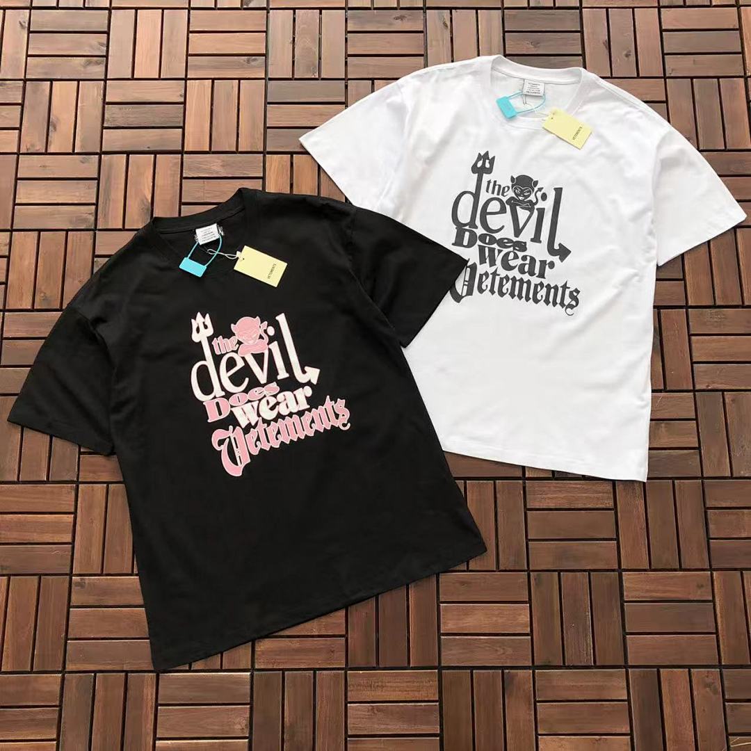 Other ~115 VETEMENTS T-SHIRT 66012575 (Im 176CM 58KG Iwear Size M In The Photo), photo 1