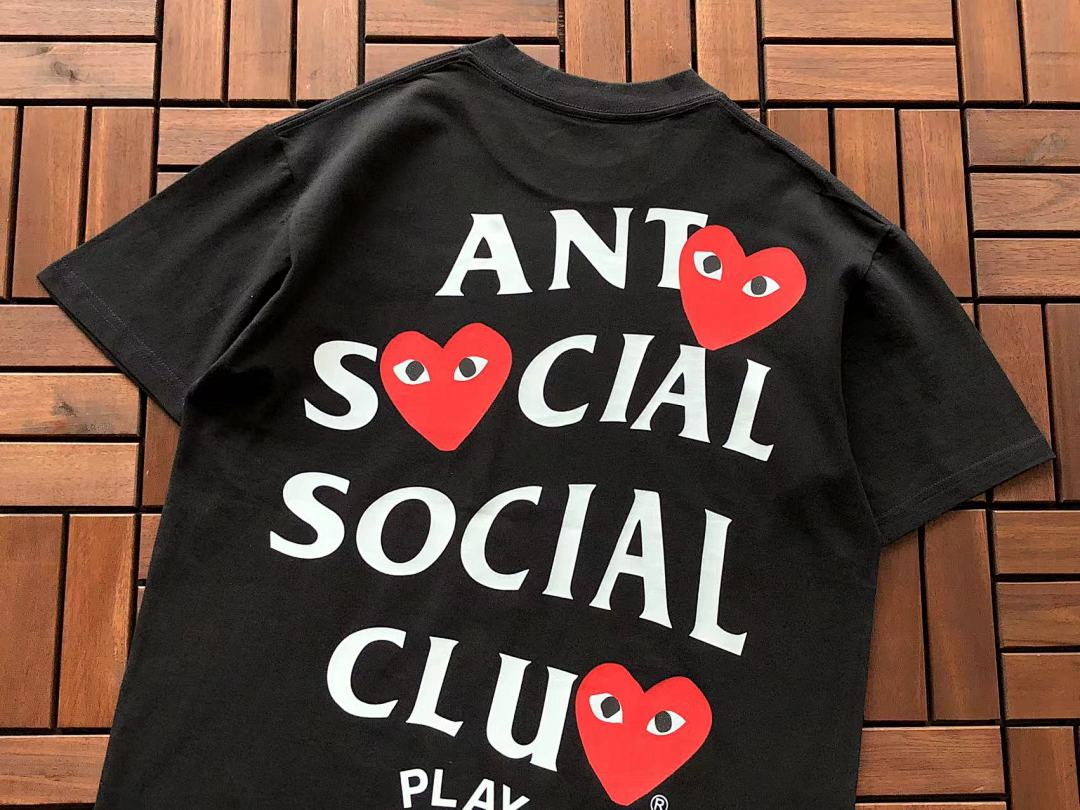 On Running ~89 ANTI SOCIAL CLUB T-SHIRT - Image 4