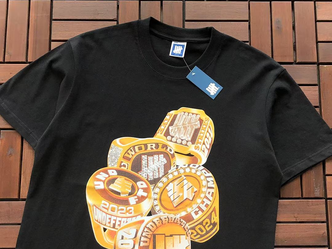 On Running ~85 UNDEFEATED T-SHIRT 55051433 (Im 185CM 80KG Iwear Size M In The Photo) - Image 18
