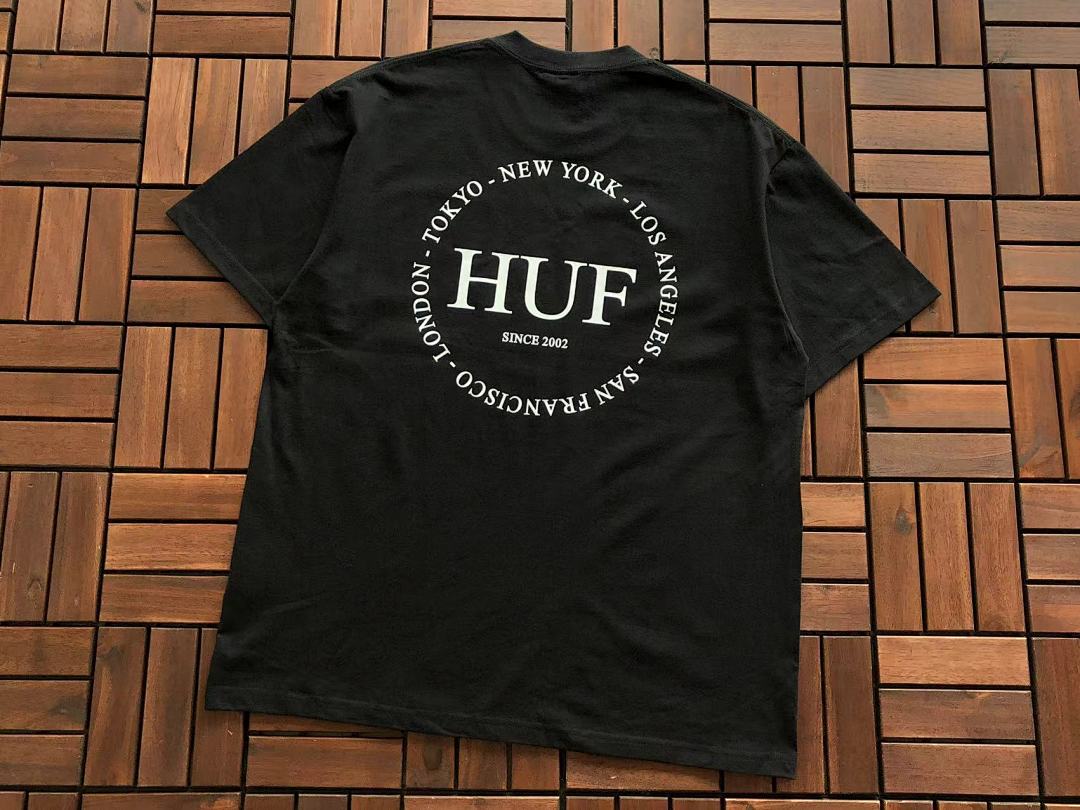 On Running ~85 HUF T-SHIRT - Image 6