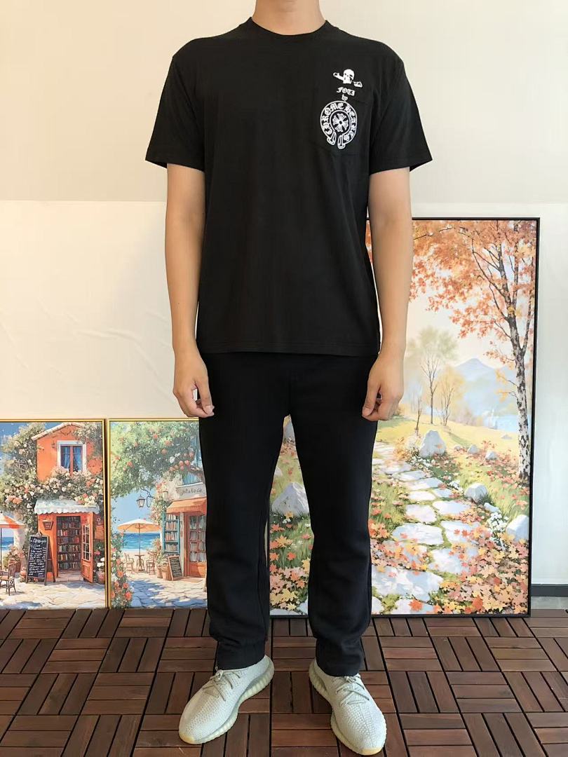 On Running ~109 CH🔥OM🔥 HE🔥RTS T-SHIRT 55022633 (Im 185CM 80KG Iwear Size S In The Photo) - Image 3