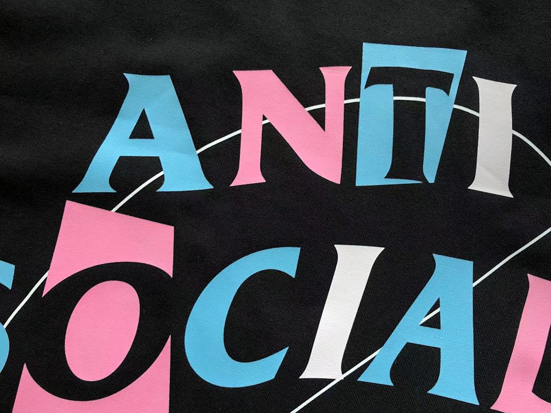 On Running ~89 ANTI SOCIAL CLUB T-SHIRT - Image 10