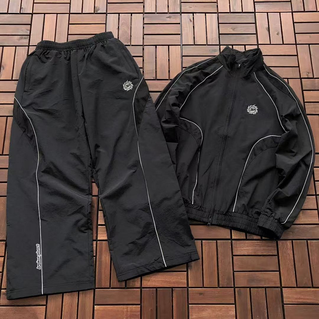 Other TOP~ 189 PANTS~ 179 BROKEN PLANET JACKET, photo 1