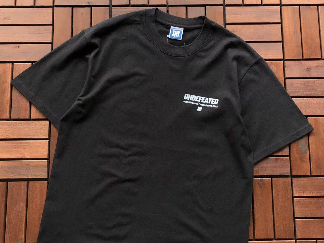 On Running ~89 UNDEFEATED T-SHIRT - Image 19
