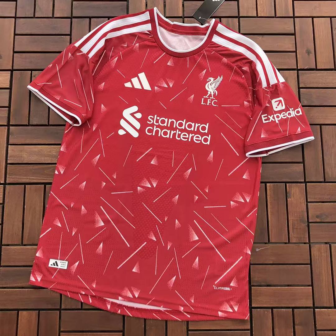 ~85 FOOTBALL T-SHIRT 55062542 (Im 180CM 68KG Iwear Size XL In The Photo), photo 1