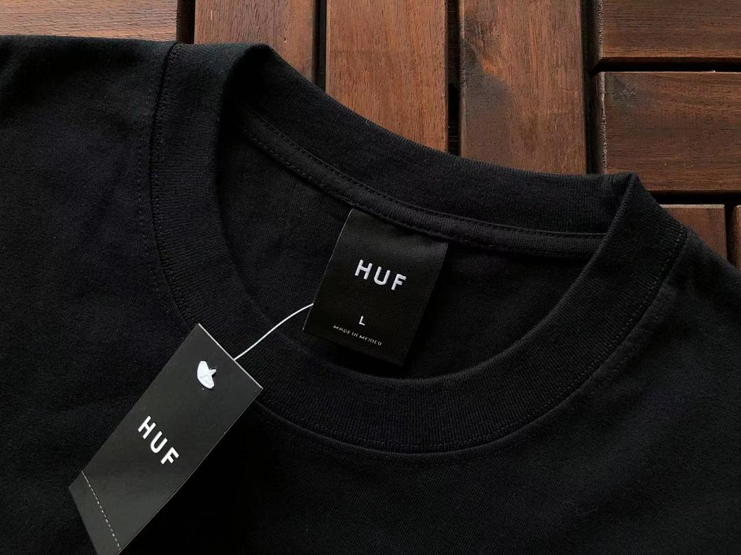 On Running ~85 HUF T-SHIRT - Image 13