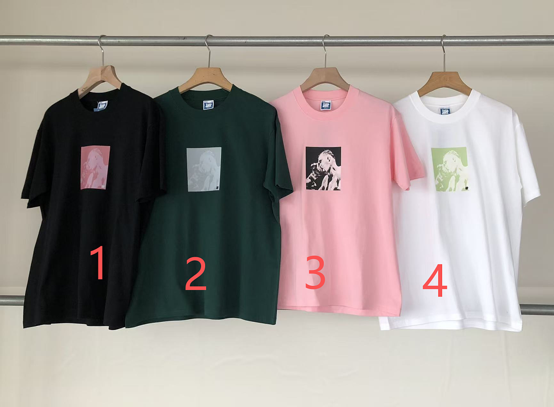 On Running ~ 85 UNDEFEATED T-SHIRT 55070696 (Im 185CM 80KG Iwear Size L In The Photo) - Image 2