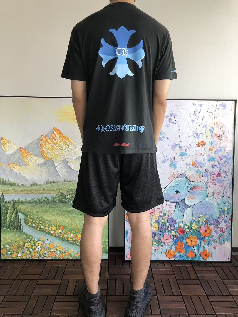 On Running ~ 109 CH🔥OM🔥 HE🔥RTS T-SHIRT 55071626 (Im 185CM 70KG Iwear Size M In The Photo) - Image 4