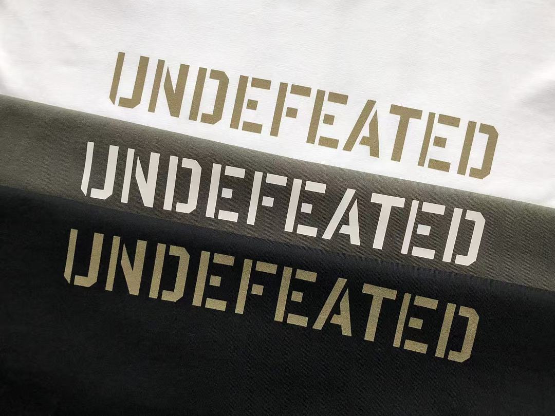 On Running ~85 UNDEFEATED T-SHIRT 11123015 (Im 180CM 68KG Iwear Size L In The Photo) - Image 9