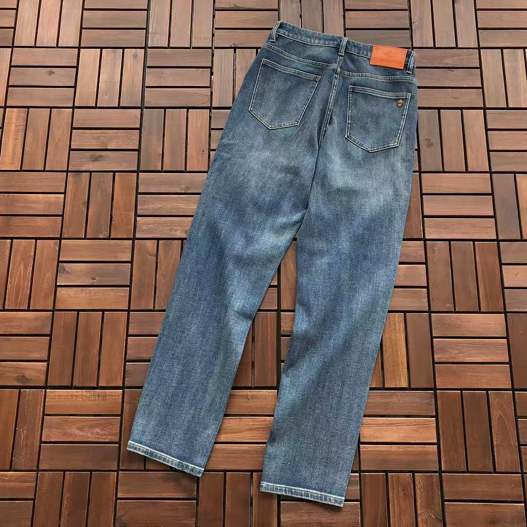 ~239 L🔥JEANS, photo 1