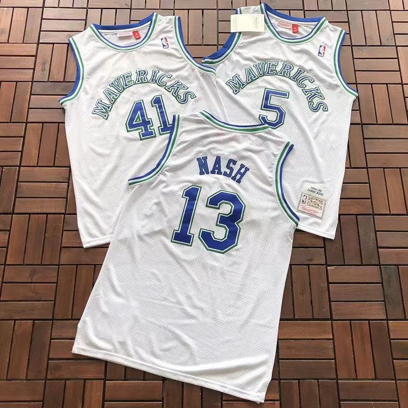 79 NBA BASKETBALL 88042615 (Im 176CM 58KG Iwear Size M In The Photo), photo 1