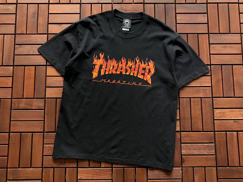 On Running ~85 THRASHER T-SHIRT