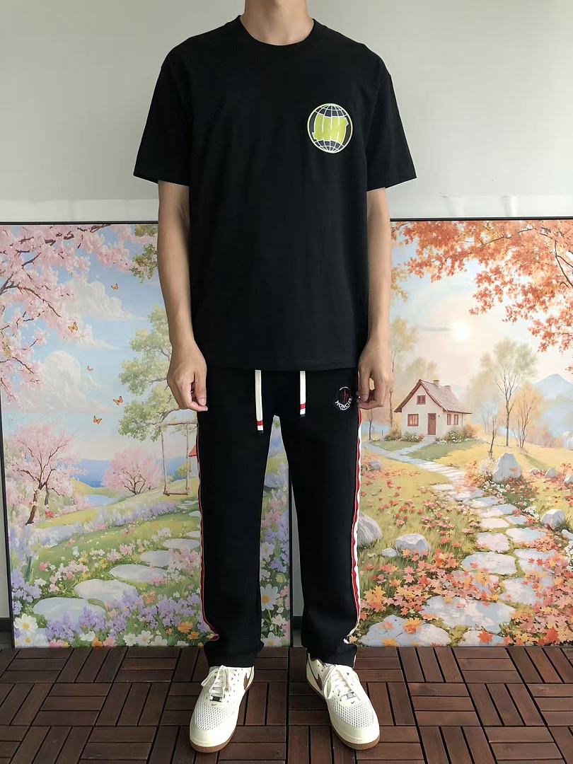 On Running ~85 UNDEFEATED T-SHIRT 55063072 (Im 180CM 68KG Iwear Size L In The Photo) - Image 3