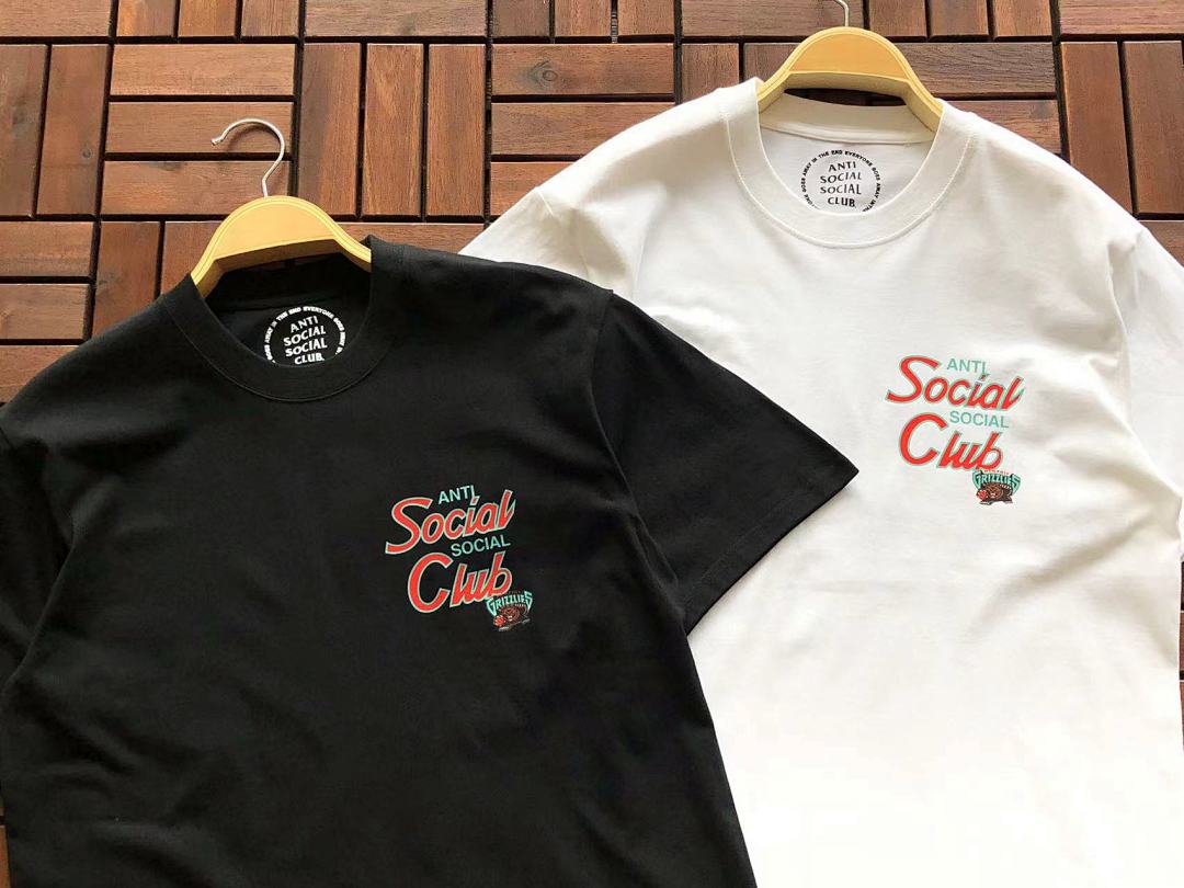 On Running ~89 ANTI SOCIAL CLUB T-SHIRT - Image 16