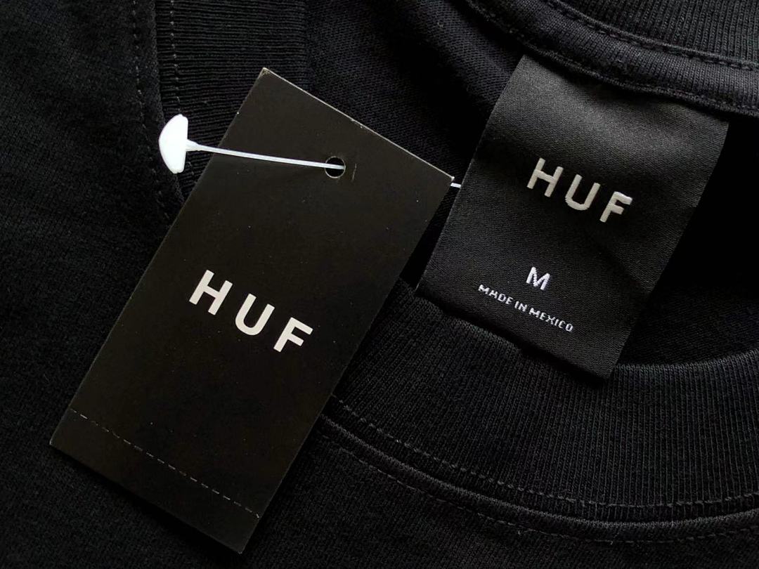 On Running ~85 HUF T-SHIRT - Image 18
