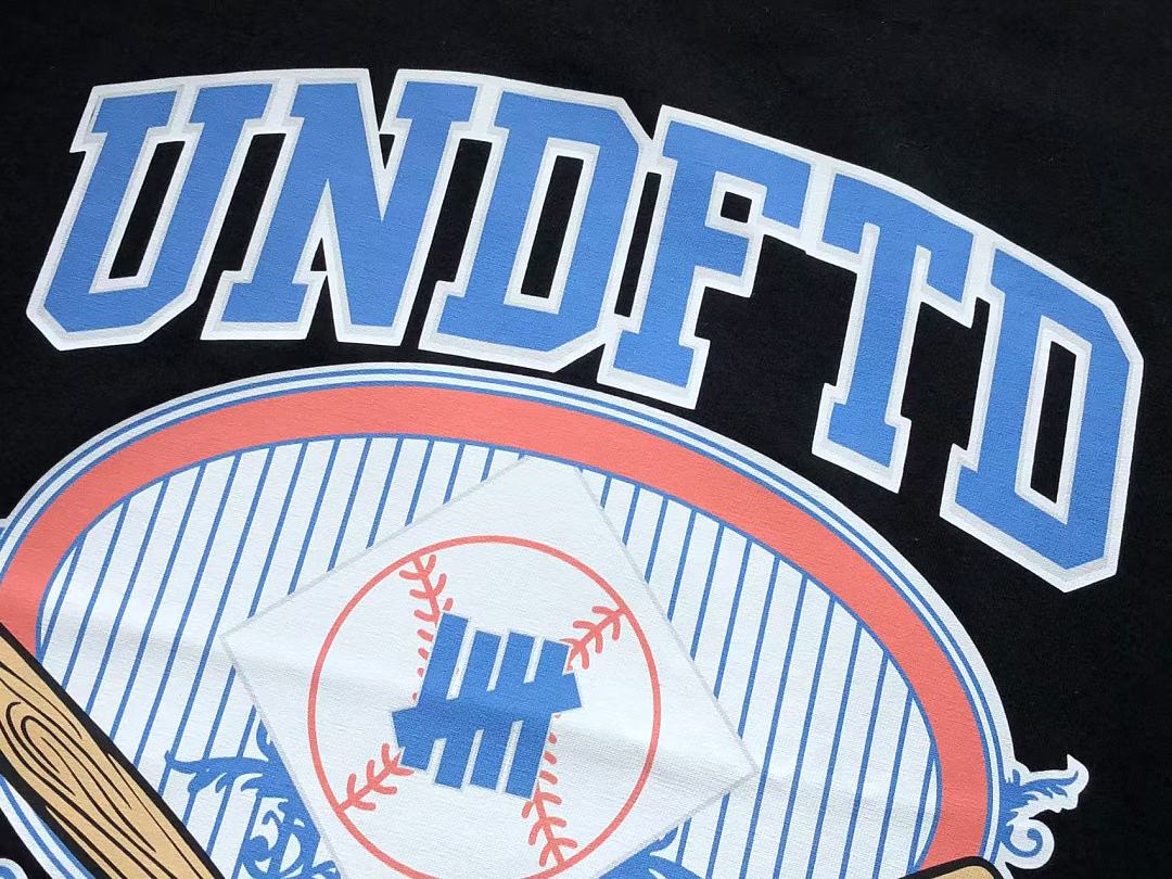 On Running ~ 85 UNDEFEATED T-SHIRT 55041744 (Im 185CM 80KG Iwear Size L In The Photo) - Image 13