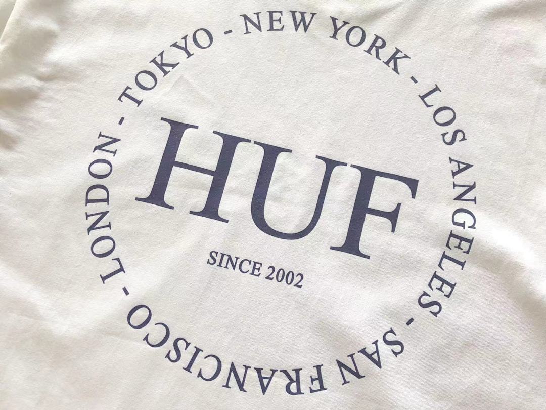 On Running ~85 HUF T-SHIRT - Image 16