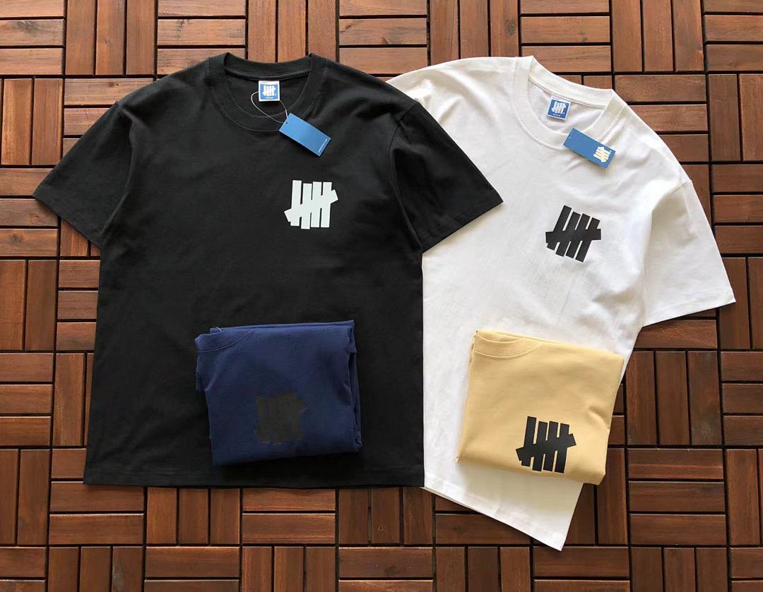 On Running ~89 UNDEFEATED T-SHIRT