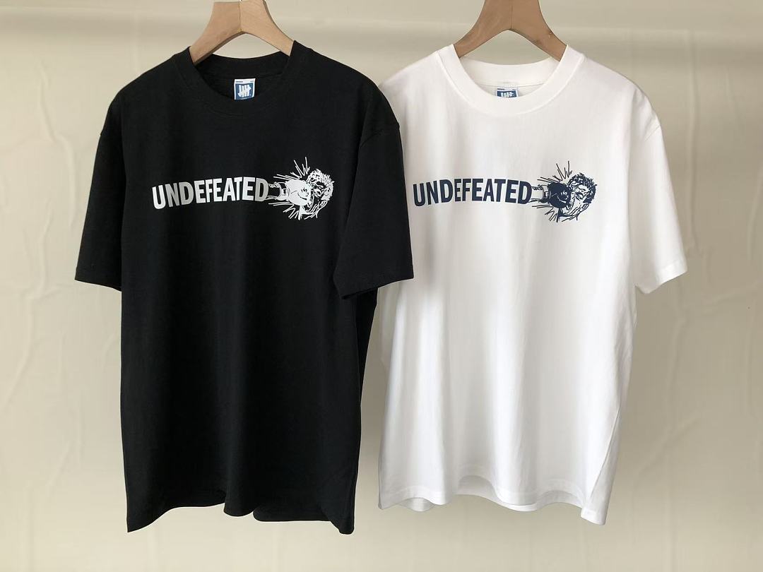 On Running ~85 UNDEFEATED T-SHIRT 55070662 (Im 185CM 80KG Iwear Size L In The Photo) - Image 19