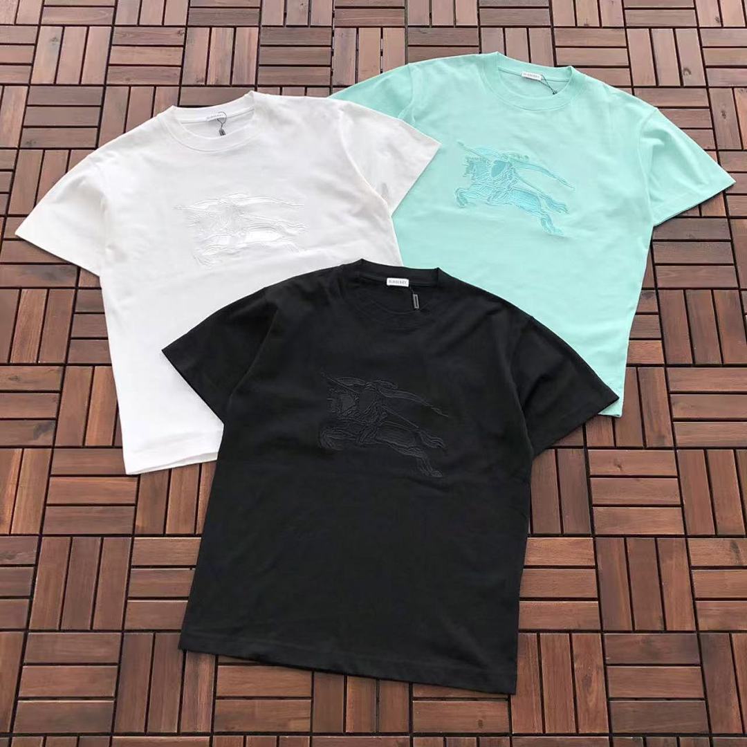 ~109 B🔥RB🔥RRY T-SHIRT 77010809 (Im 176CM 58KG Iwear Size M In The Photo), photo 1