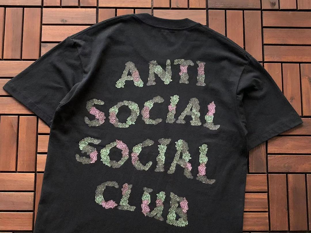 On Running ~89 ANTI SOCIAL CLUB T-SHIRT - Image 6