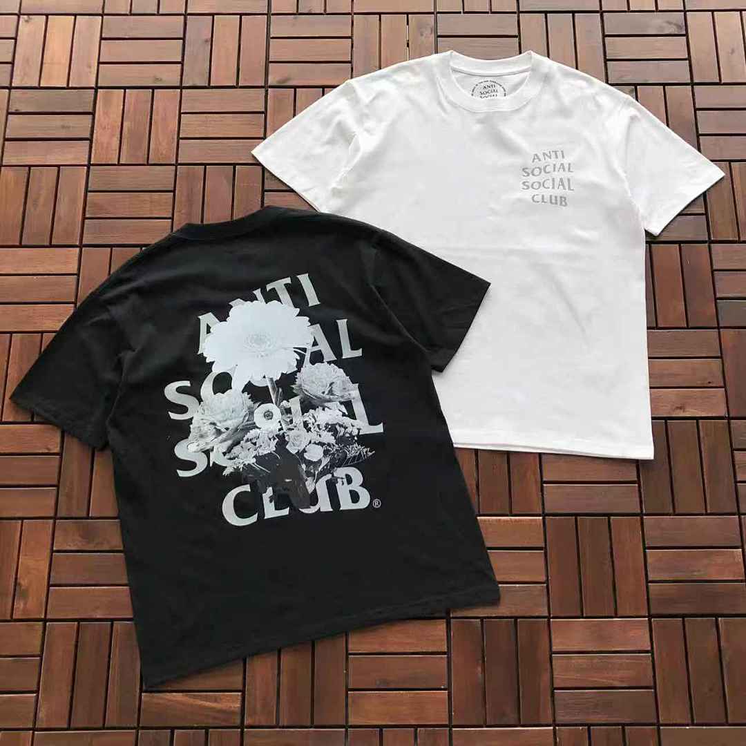 On Running ~ 85 ANTI SOCIAL CLUB T-SHIRT 55041227 (Im 185CM 70KG Iwear Size M In The Photo)