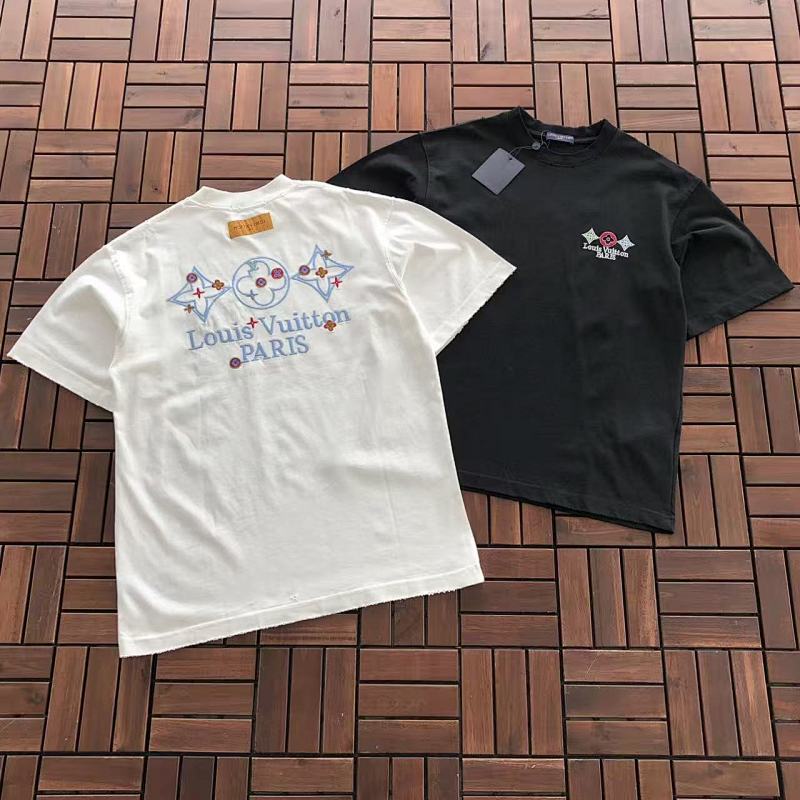 Other ~139 L🔥T-SHIRT 77012612 (Im 176CM 58KG Iwear Size L In The Photo), photo 1